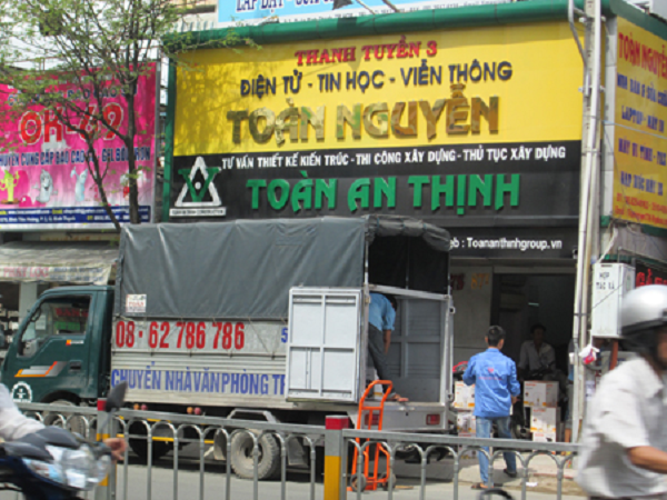 Đội ngũ nh&acirc;n vi&ecirc;n tiến Đạt được đ&agrave;o tạo chuyển nghiệp