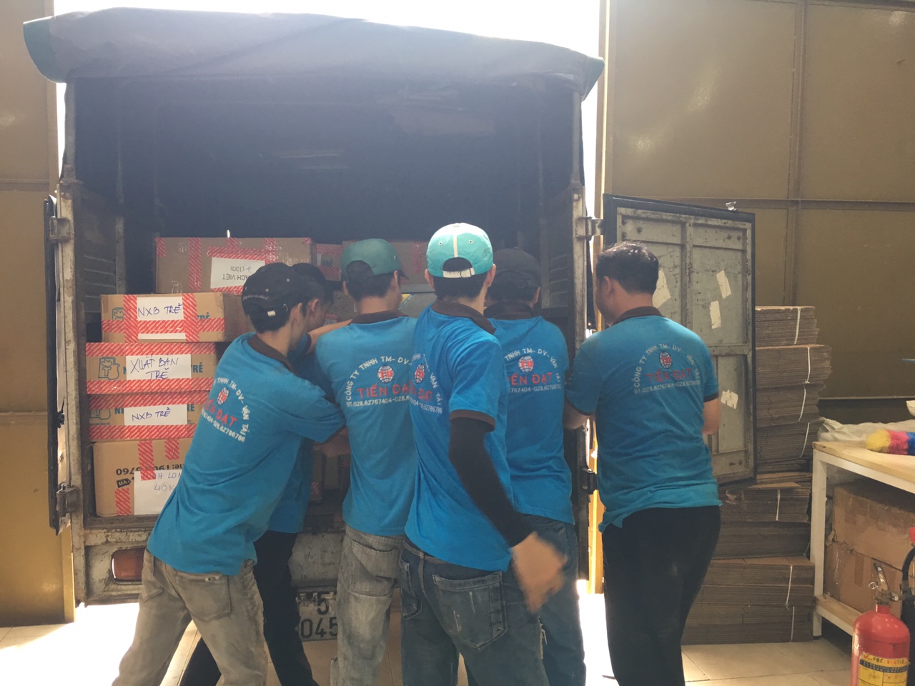 Dịch vụ chuyển văn phòng quận 11 | Trọn gói/Giá rẻ/Uy tín