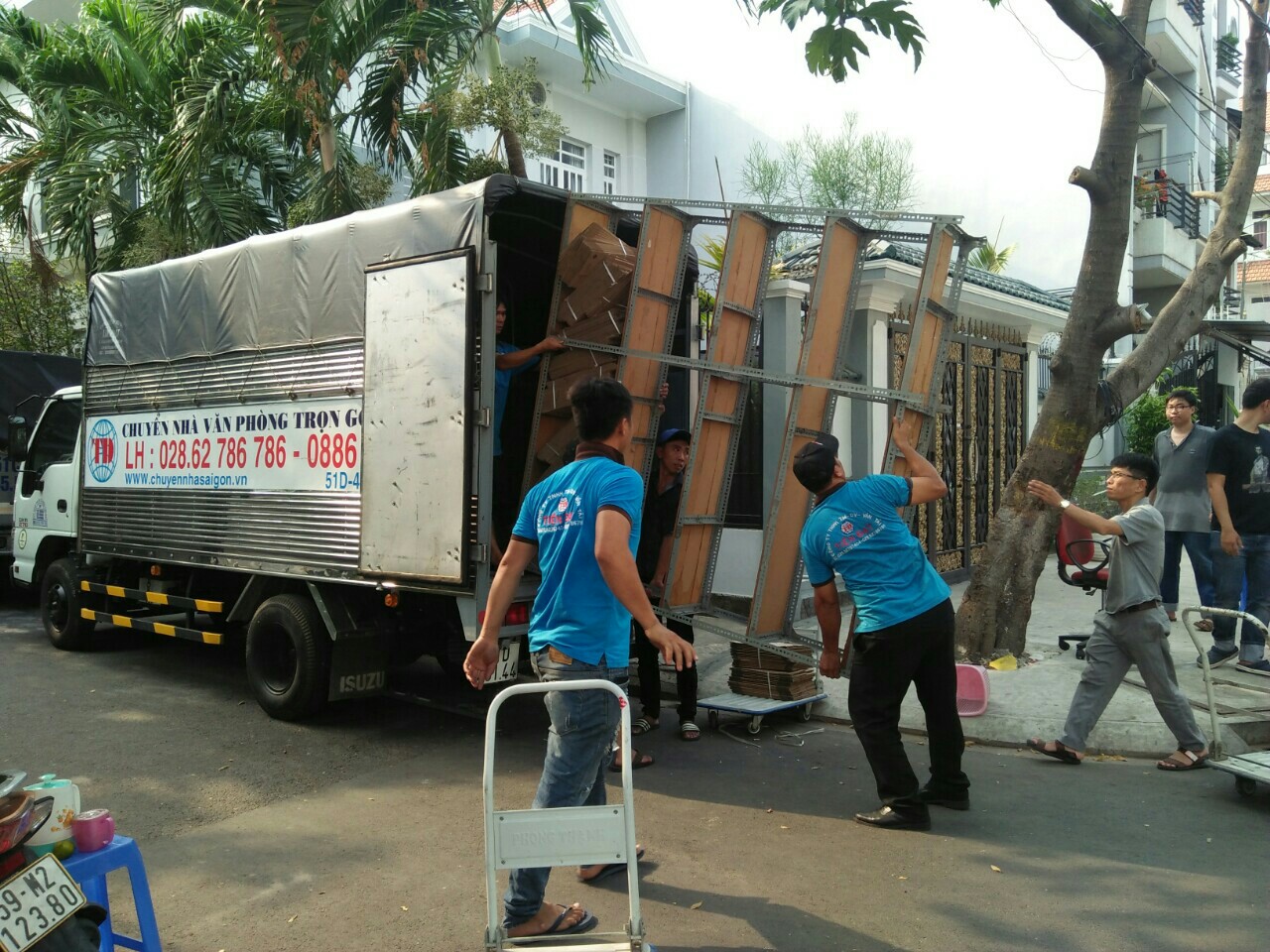 Dịch vụ chuyển văn phòng quận Tân Bình giá rẻ #1